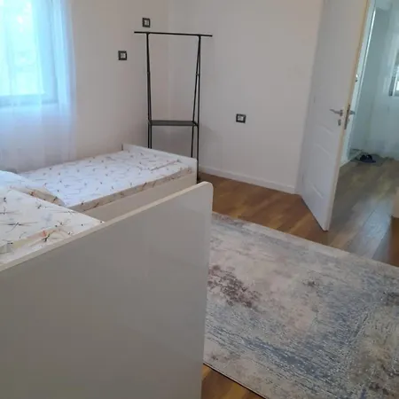 빌라 Dervish - Moker *